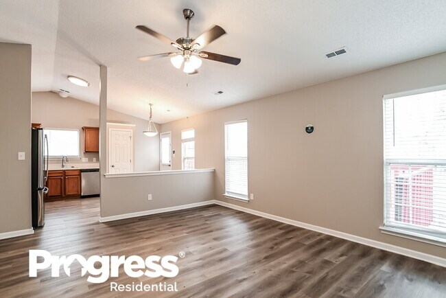 Foto del edificio - 5720 Shining Oak Ln