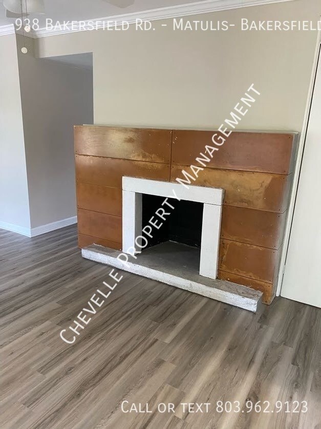 Foto del edificio - 938 Bakersfield Rd