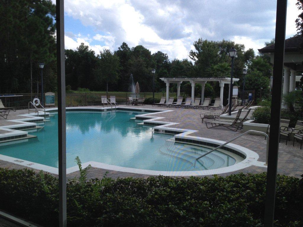 Foto principal - 712 Crest Pines Dr