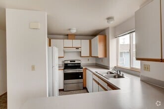 Building Photo - 651 NE Ellis Way