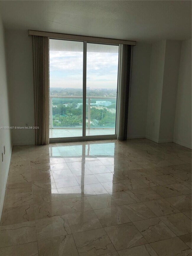 Foto del edificio - 2101 Brickell Ave