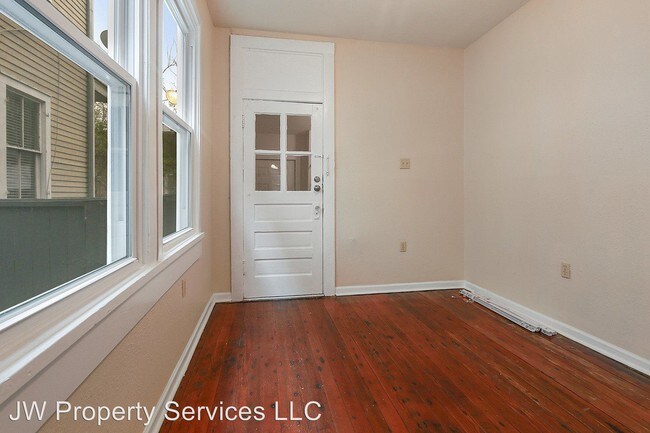 Foto del edificio - 3508-3510 Banks St