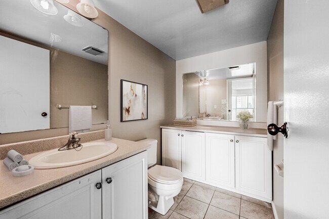 Photo du bâtiment - 110 Belmont Drive