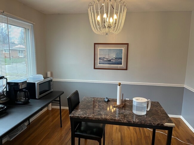Foto del edificio - 11895 Cedarcreek Dr