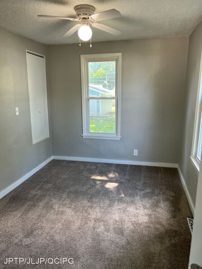 Building Photo - 3 br, 1 bath House - 2925 Bellevue Avenue
