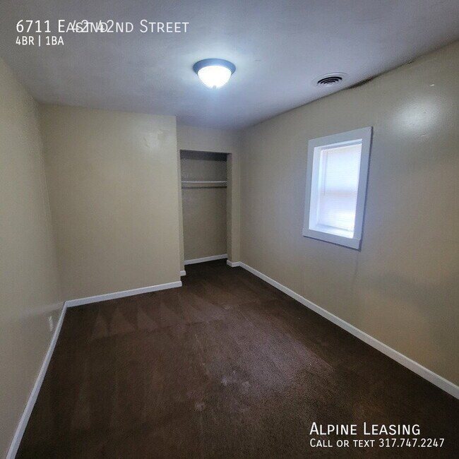 Foto del edificio - 6711 E 42nd St