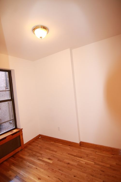 Building Photo - 702 Amsterdam Ave