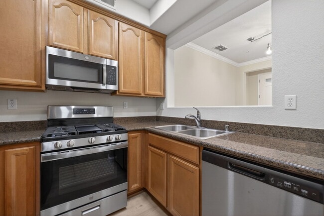 Foto del edificio - 8188 Crystal Walk Cir