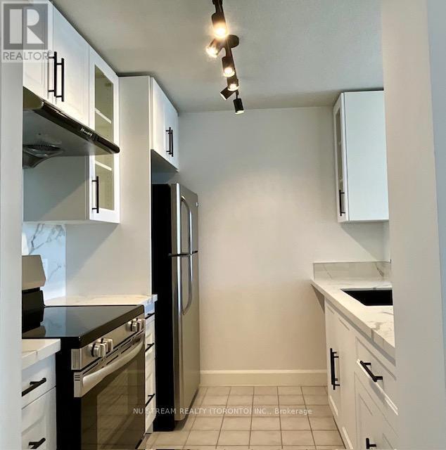 Building Photo - 1470 Midland Ave