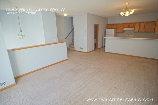 Building Photo - Townhouse with 1 Car Garage
