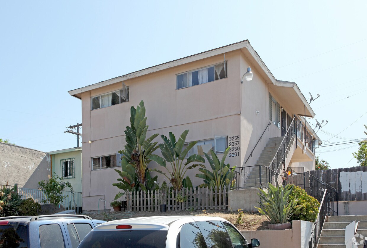 Primary Photo - 3255-3261 Euclid Ave