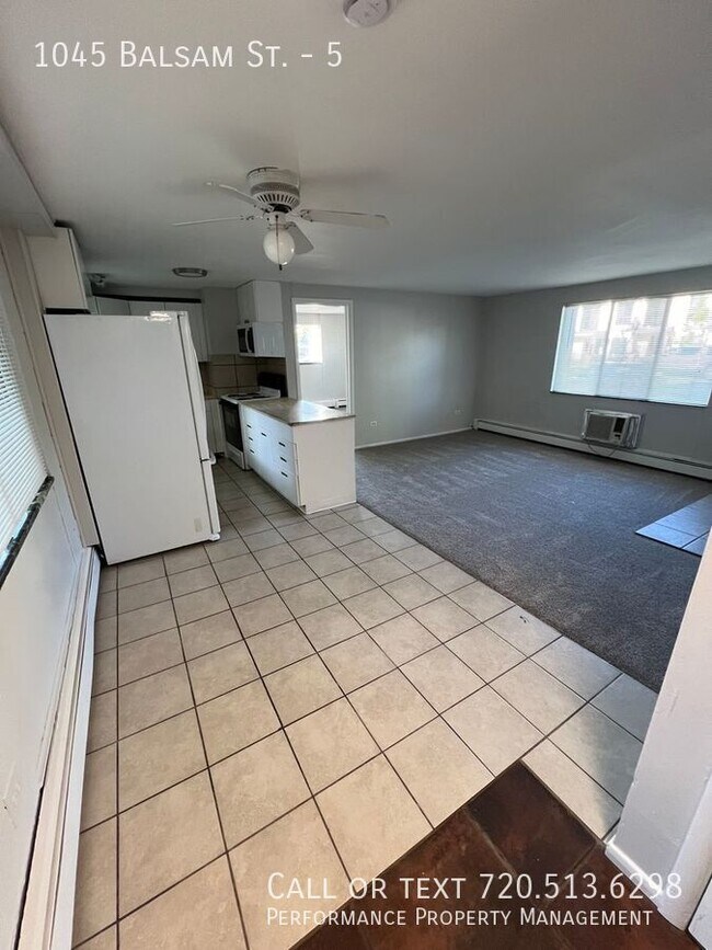 Foto del edificio - 1045 Balsam St