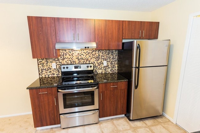 Building Photo - 2230 CASCADES #202 KISSIMMEE, FL 34741