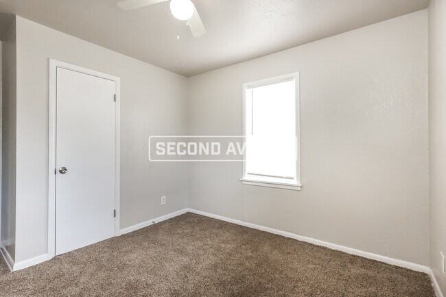 Foto del edificio - 3701 Woodside DR