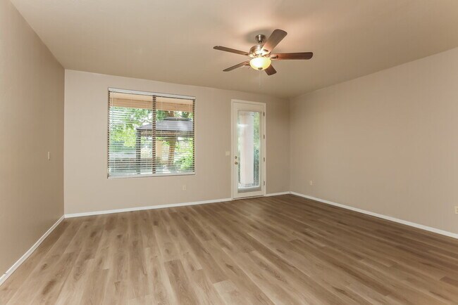Building Photo - 15360 S Camino Agua Azul