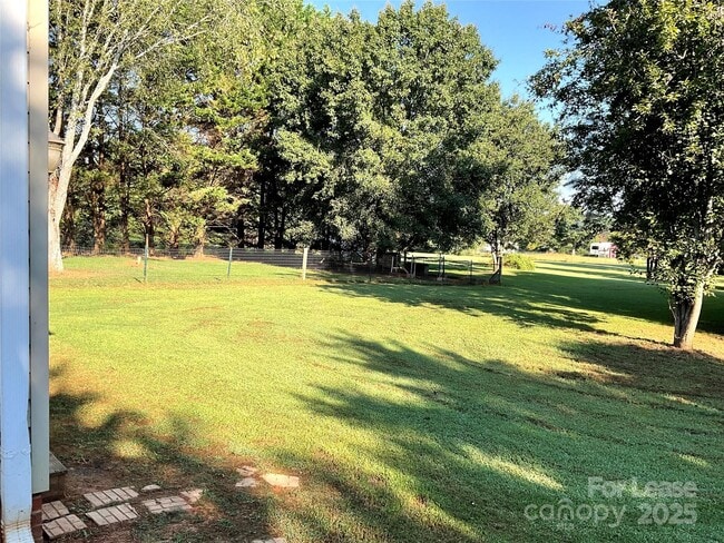 Building Photo - 2700 Moose Gantt Trail