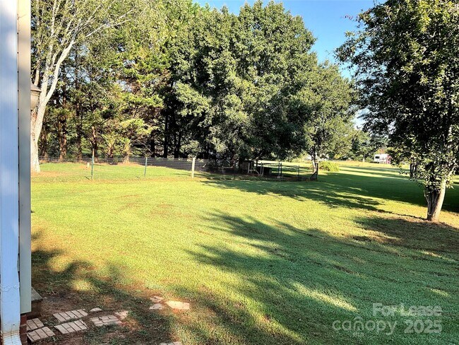 Foto del edificio - 2700 Moose Gantt Trail