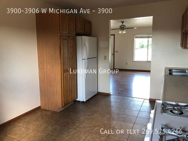 Foto del edificio - 3900-3906 W Michigan Ave-3900