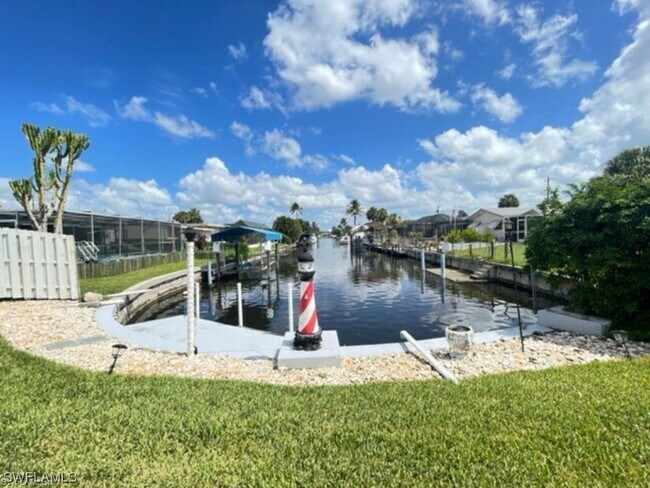 Building Photo - 1772 Inlet Dr
