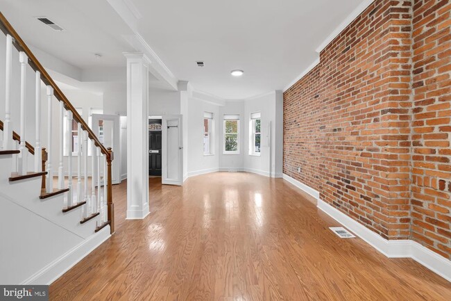 Foto del edificio - 817 T St NW