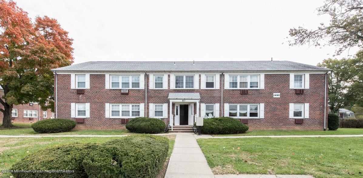 Primary Photo - 60 Stonehurst Blvd