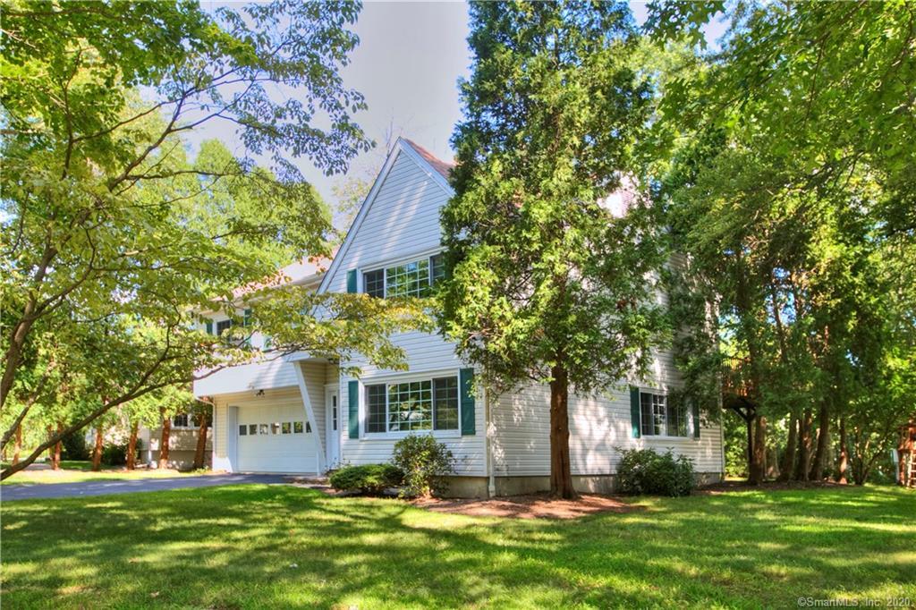 Primary Photo - 100 Mayfair Rd