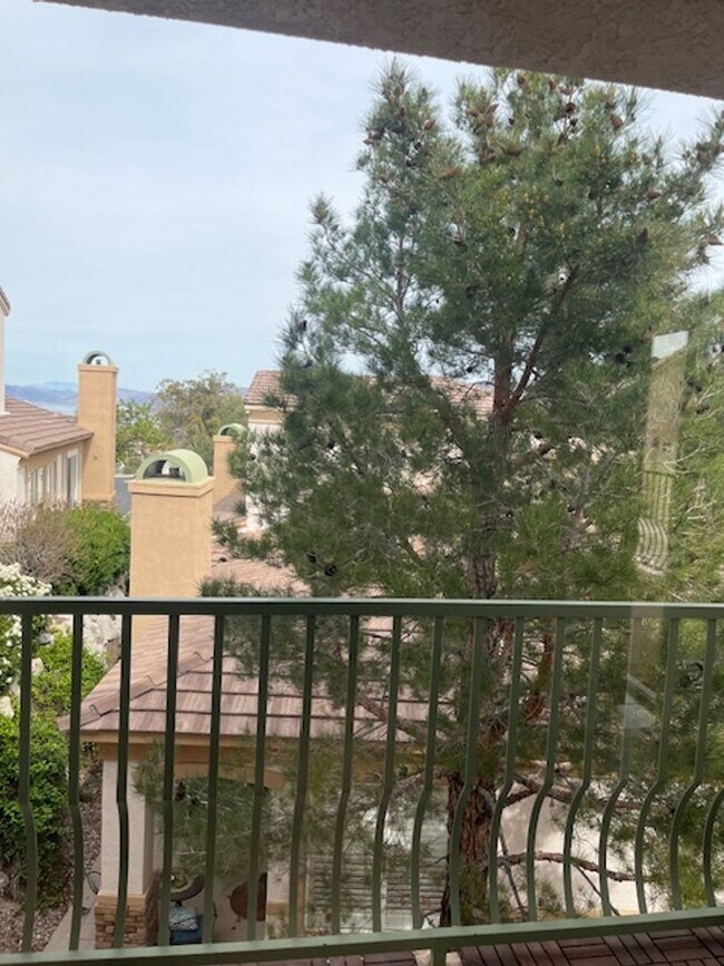 Building Photo - Boulder City - Spanish Steps Lakeside Condo