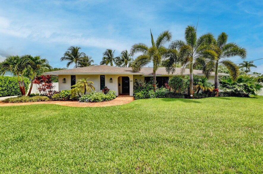 Foto principal - 611 Eldorado Ln
