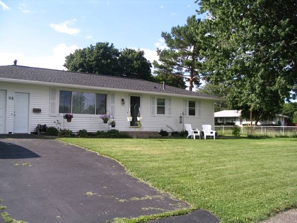 Primary Photo - 94 Little Creek Dr