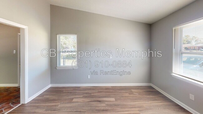 Foto del edificio - 938 Bramblewood Ln