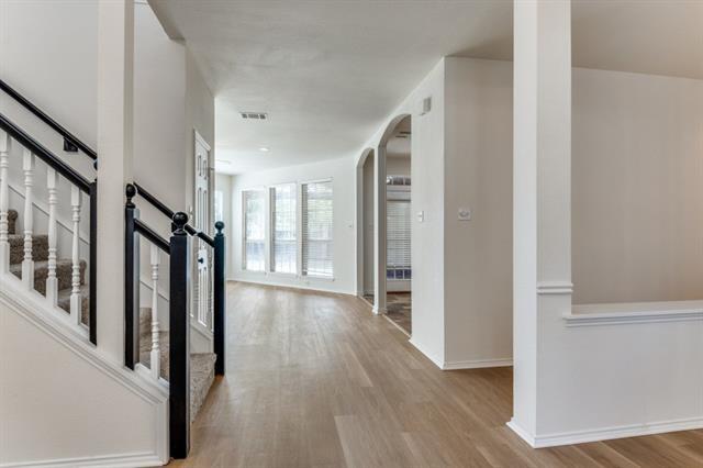 Foto del edificio - 8501 Wareham Dr