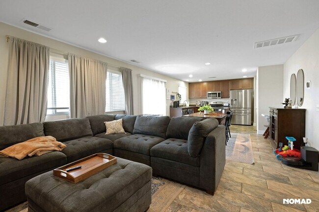 Foto del edificio - Charming 4BR House in Perris