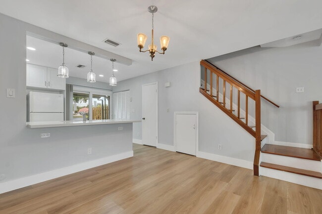 Foto del edificio - 2856 Belmont Ln