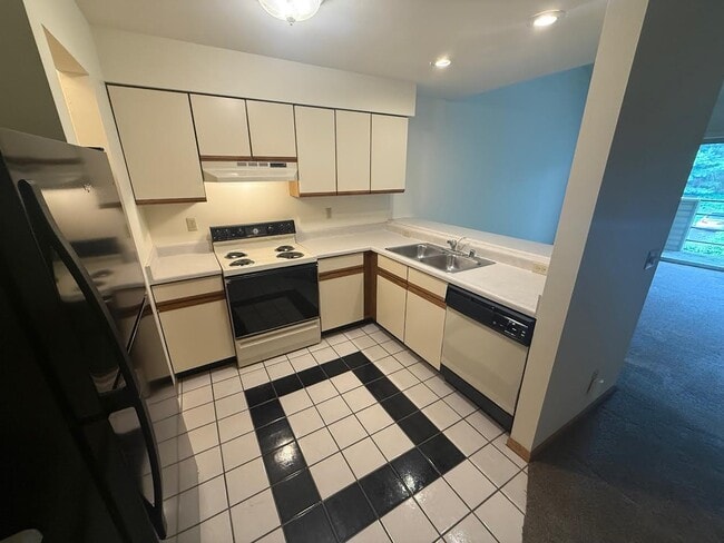 Building Photo - Tawhee Meadows