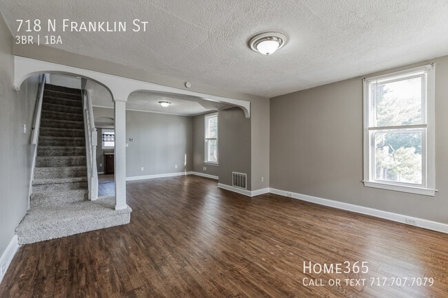 Building Photo - Wonderful 3 bed 1 bath Home at York