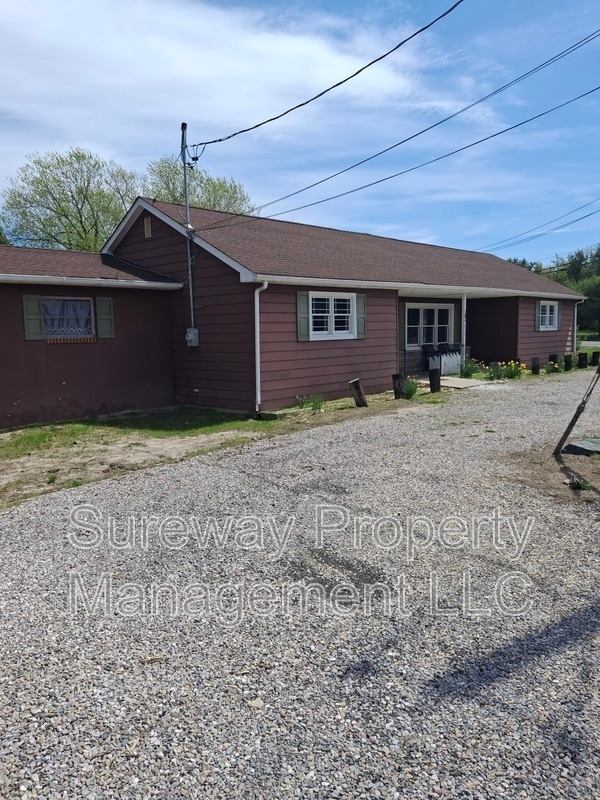 Building Photo - 102 Red Lion Rd