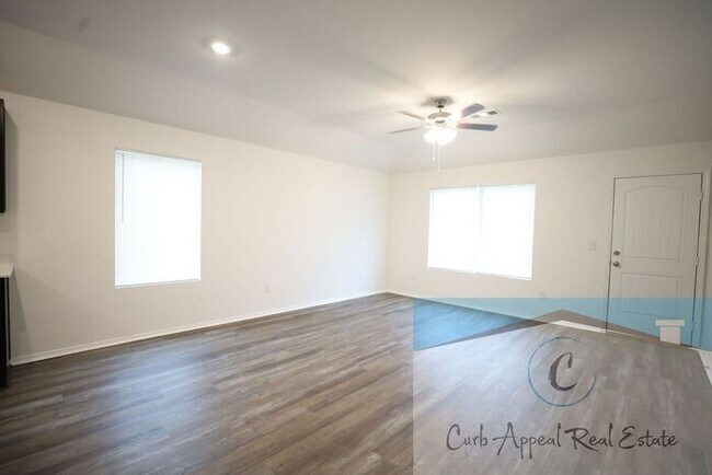 Foto del edificio - New construction in Jonesboro - beautiful 4 bed / 2 bath home - Valley View!!