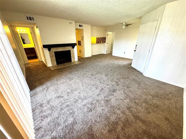 Foto principal - 12484 Abrams Rd
