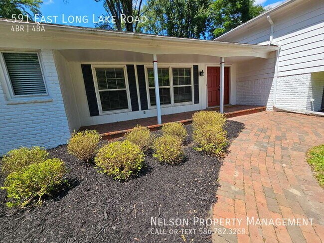Foto del edificio - 591 E Long Lake Rd