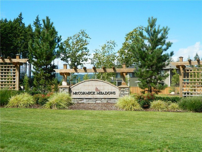 Building Photo - 4 br, 2.5 bath House - 131 Pickford Place SW