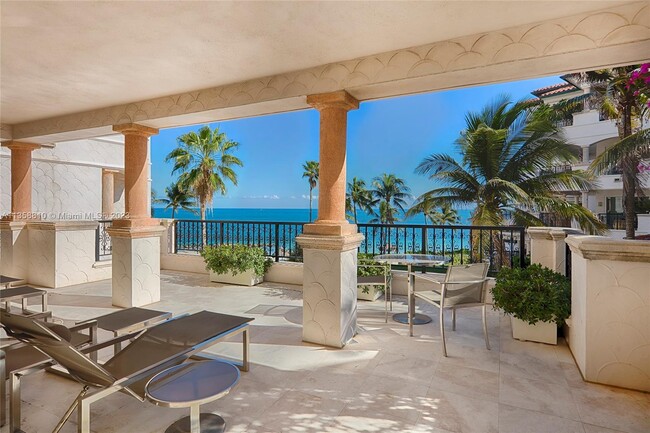 Building Photo - 7938 Fisher Island Dr