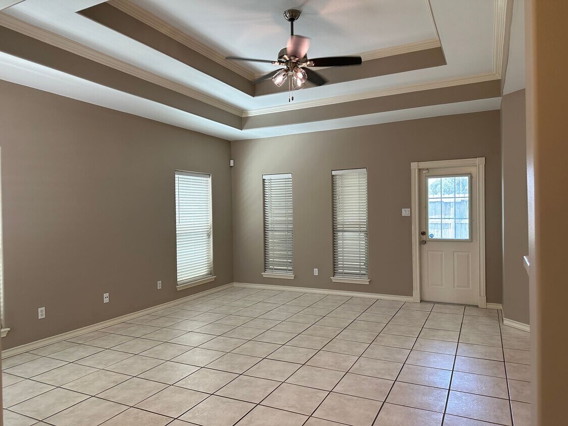 Primary Photo - Ready for move in