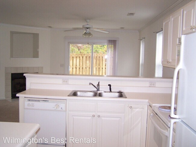Foto del edificio - 1521 Willoughby Park Ct