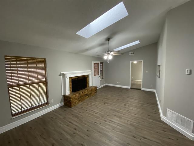 Building Photo - 1105 Montclair Dr