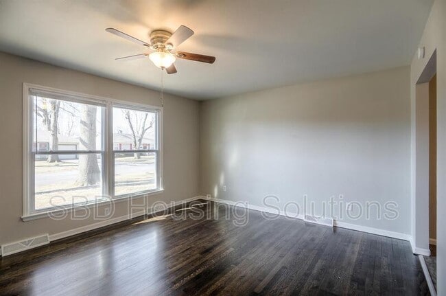 Foto del edificio - 15300 E 36th Terrace S