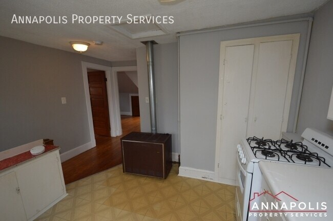 Building Photo - 117 smith ave unit b
