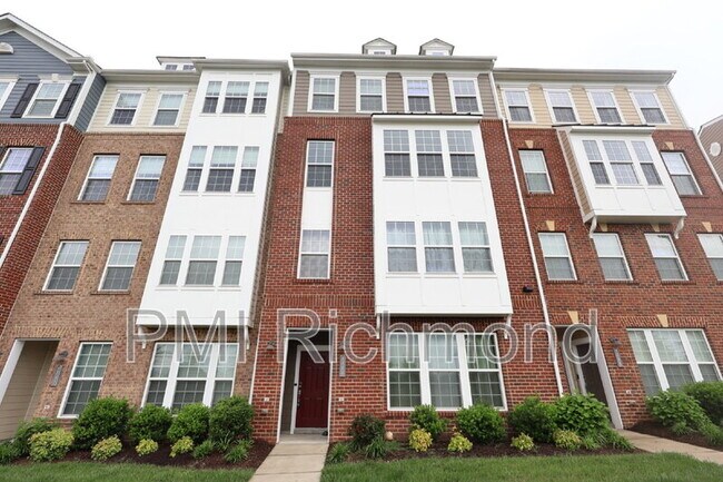 Foto del edificio - 4344 Bon Secours Pkwy