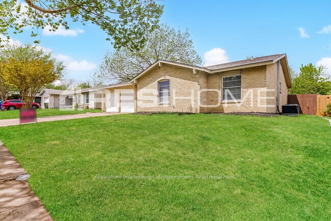 Building Photo - HOME FOR RENT!