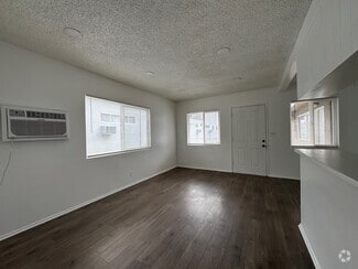 Building Photo - 235 &amp; 237 W. Tujunga Ave.