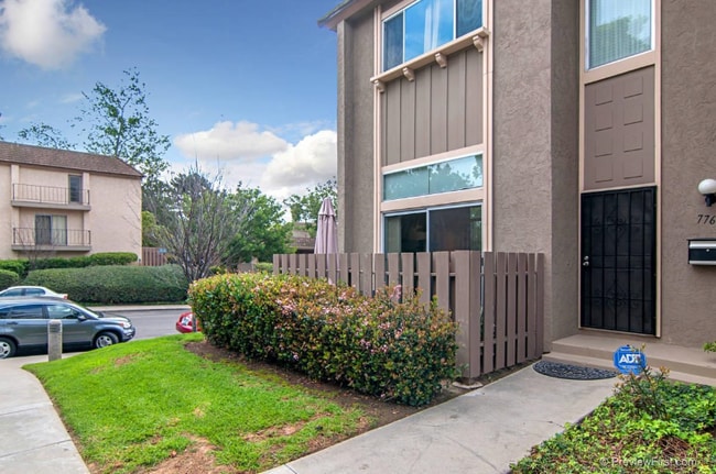 Foto del edificio - 7760 Nightingale Way
